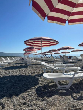 Casa 121g Calabria Sun - Stunning self-catering studio apartment near sea for 3 Pizzo